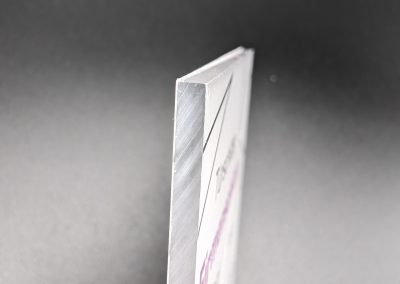 3mm Plexiglasplatte mit bedruckter Folie, Kantenansicht
